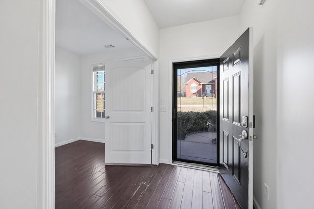 1057 Oakhall Dr, Mount Juliet, TN 37122