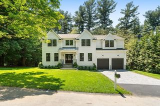 22 Constitution Rd, Lexington, MA 02421