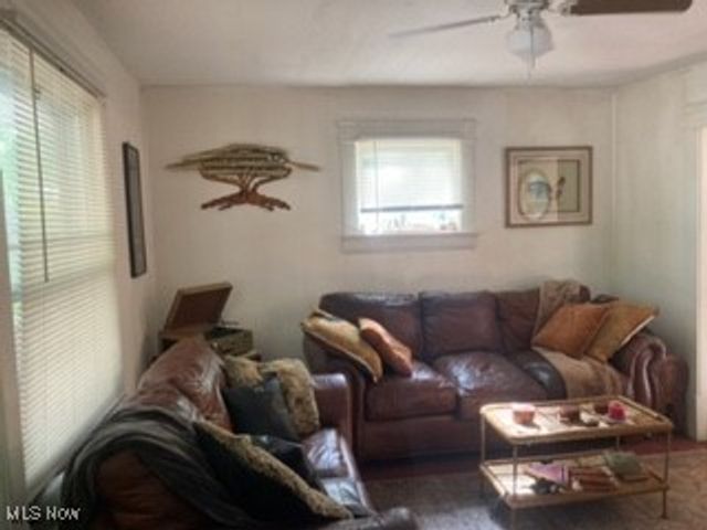 155 W Tallmadge Avenue, Akron, OH 44310