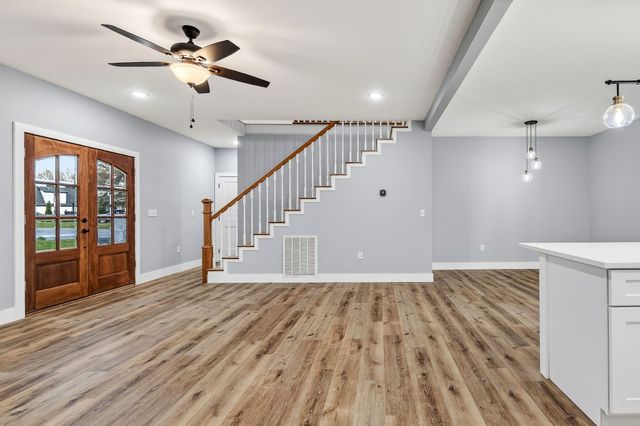 2045 Coconut Ridge Rd, Smithville, TN 37166