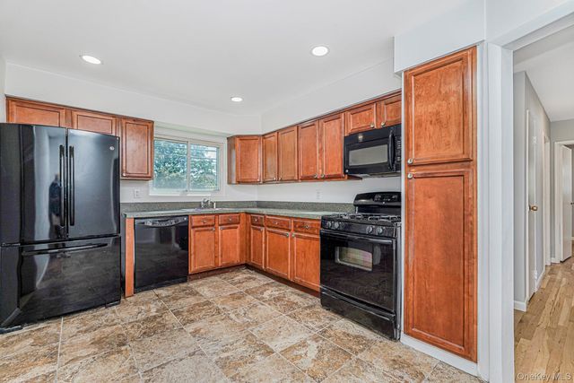 622 Barlow Avenue, Staten Island, NY 10312