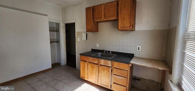 4803 N 12TH ST, Philadelphia, PA 19141
