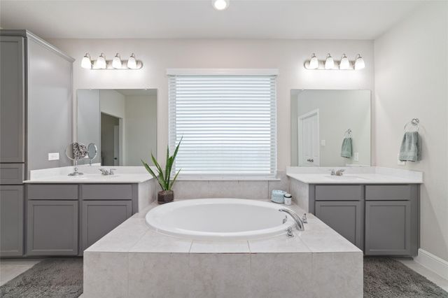 11011 Cunningham Fir Trail, Tomball, TX 77375