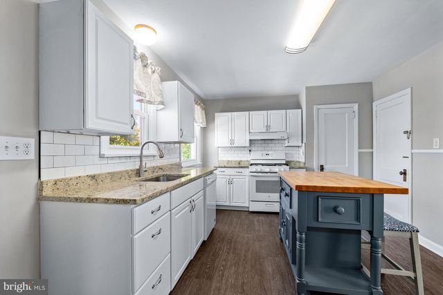 201 WESTMORELAND AVE, Wilmington, DE 19804