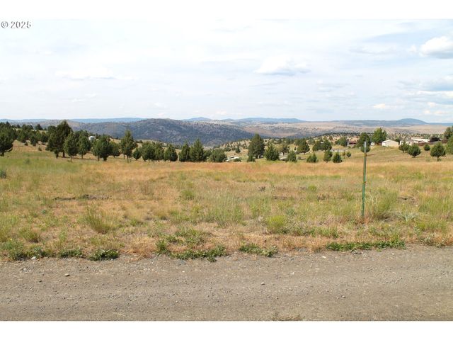 59591 HIGH RIDGE Ln, John Day, OR 97845