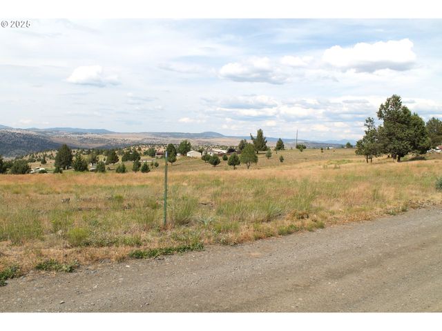 59591 HIGH RIDGE Ln, John Day, OR 97845