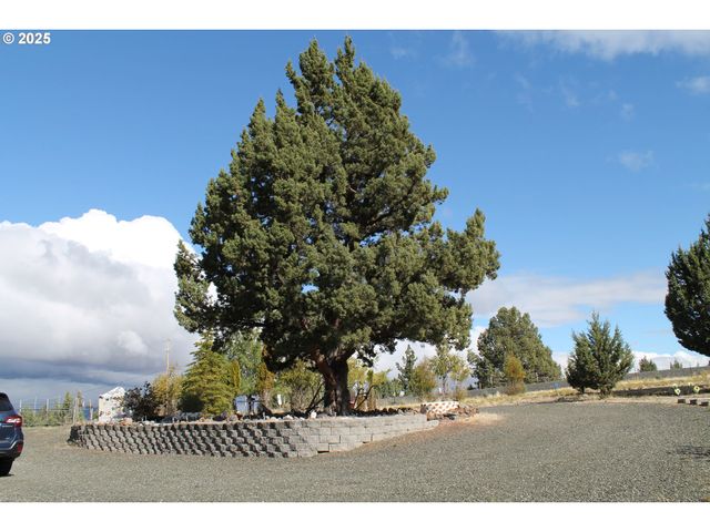 59591 HIGH RIDGE Ln, John Day, OR 97845