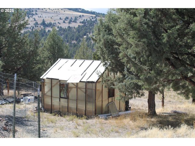 59591 HIGH RIDGE Ln, John Day, OR 97845