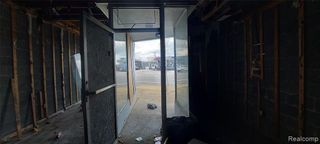 15133 Gratiot Avenue, Detroit, MI 48205