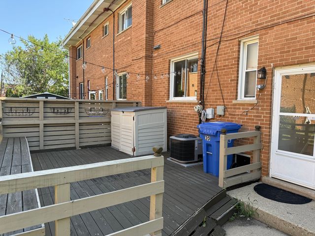 20 N Albert Street, Mount Prospect, IL 60056