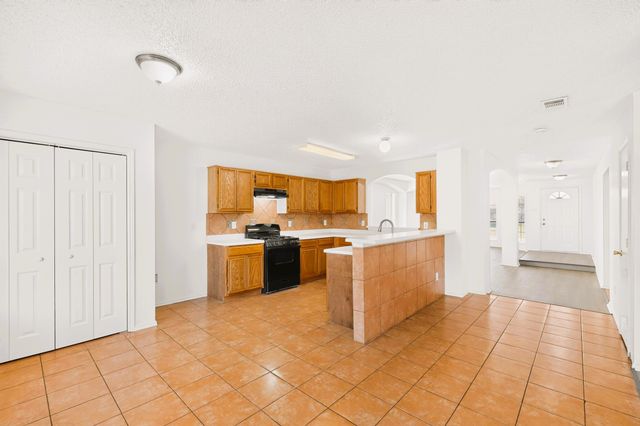 9073 Stillwater Trail, Fort Worth, TX 76118