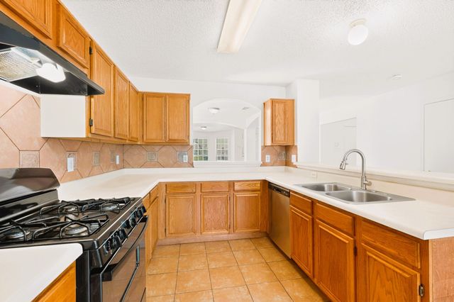 9073 Stillwater Trail, Fort Worth, TX 76118