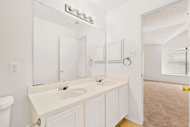 9073 Stillwater Trail, Fort Worth, TX 76118