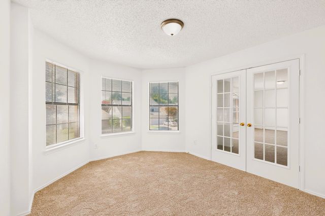 9073 Stillwater Trail, Fort Worth, TX 76118