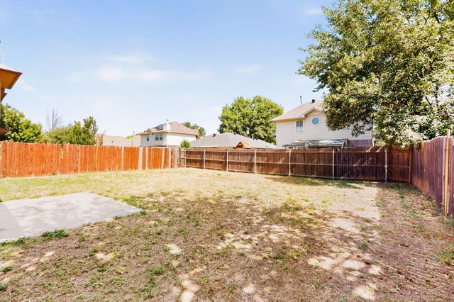9073 Stillwater Trail, Fort Worth, TX 76118