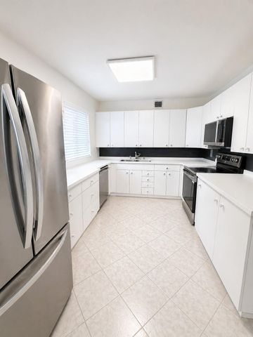 4001 Upminster J, Deerfield Beach, FL 33442