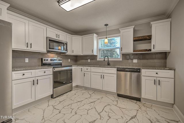 145 Buttermilk Road, Johnson City, TN 37615