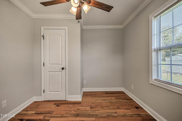 145 Buttermilk Road, Johnson City, TN 37615