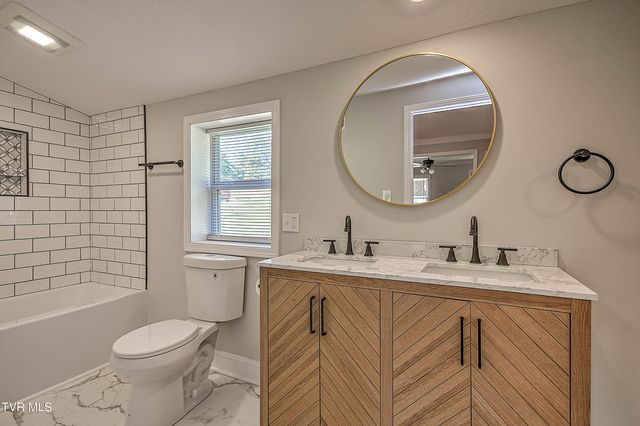 145 Buttermilk Road, Johnson City, TN 37615