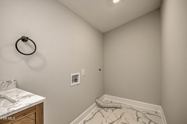 145 Buttermilk Road, Johnson City, TN 37615