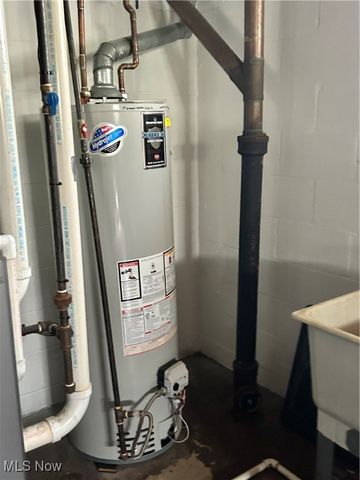 4779 Logan Arms Drive, Youngstown, OH 44505