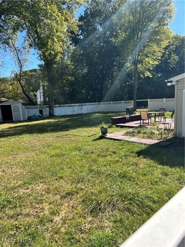 4779 Logan Arms Drive, Youngstown, OH 44505