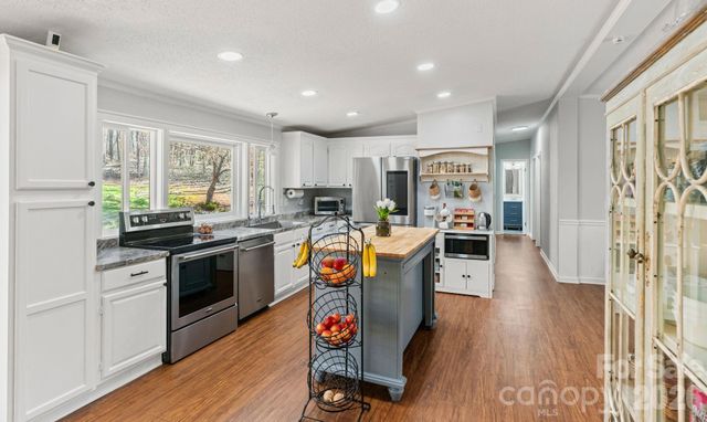 243 Lambs Way, Iron Station, NC 28080