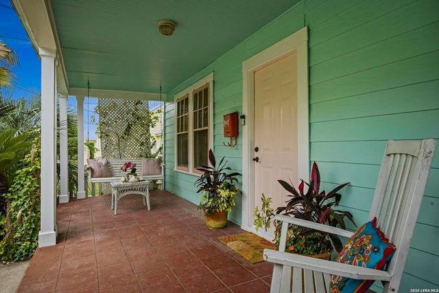 511 W Hollywood Ave, San Antonio, TX 78212