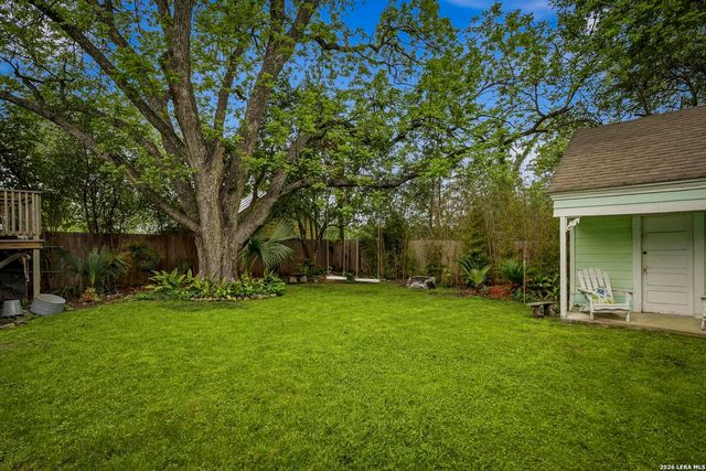 511 W Hollywood Ave, San Antonio, TX 78212