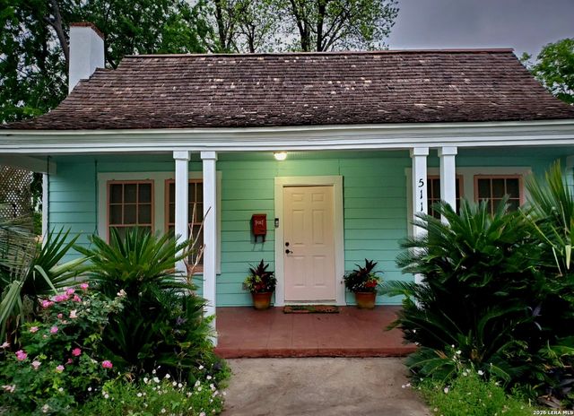 511 W Hollywood Ave, San Antonio, TX 78212