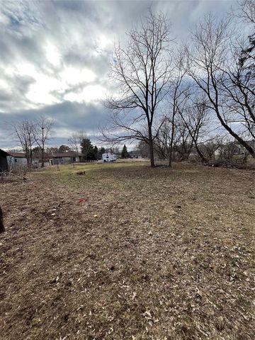 1034 Nunn Avenue, Rice Lake, WI 54868