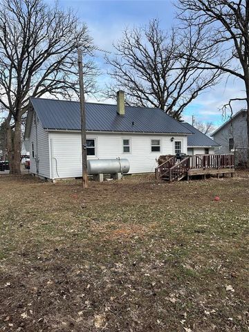 1034 Nunn Avenue, Rice Lake, WI 54868