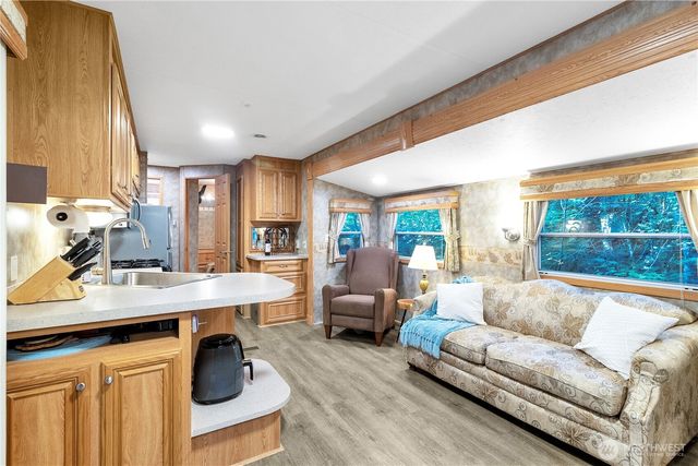 48 4 Branch Circle, Deming, WA 98244