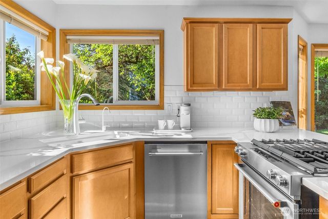 2607 Perth Court SE, Olympia, WA 98501