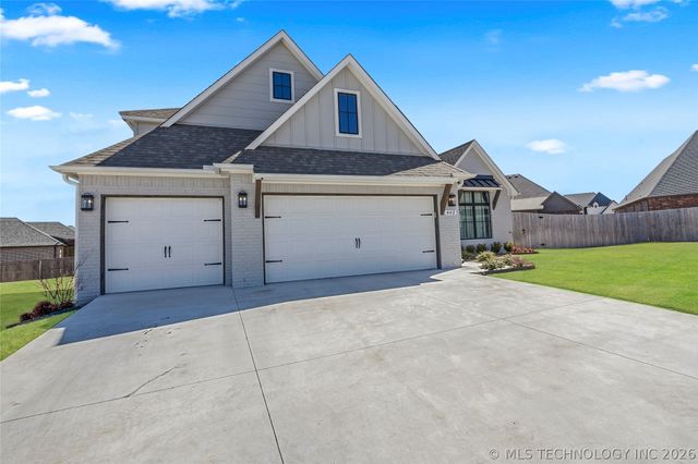 442 E 127th Place, Jenks, OK 74037
