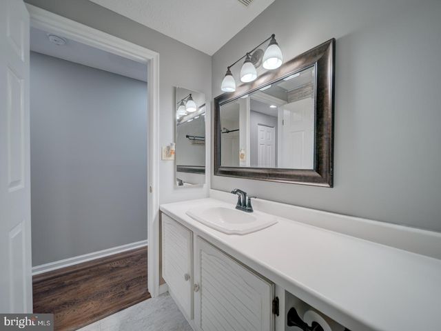 1434 FAIRBANKS DR, Hanover, MD 21076