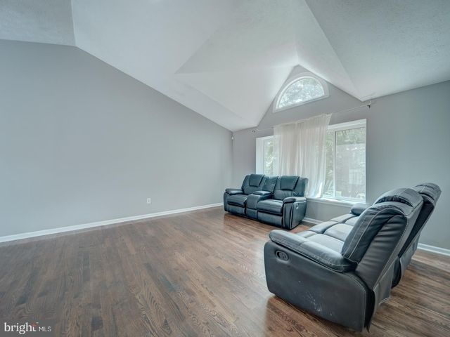 1434 FAIRBANKS DR, Hanover, MD 21076