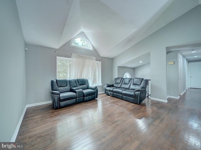 1434 FAIRBANKS DR, Hanover, MD 21076