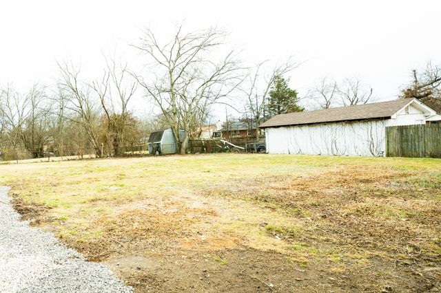 436 Gates Rd, Goodlettsville, TN 37072