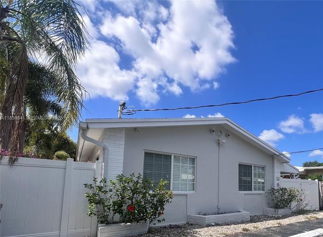716 SE 14th Court 14, Fort Lauderdale, FL 33316