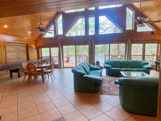 173 Ridgecrest Drive, Burkeville, TX 75932