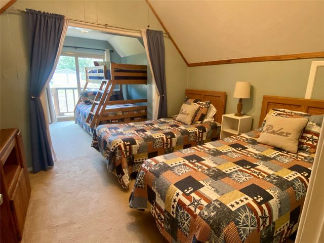 173 Ridgecrest Drive, Burkeville, TX 75932