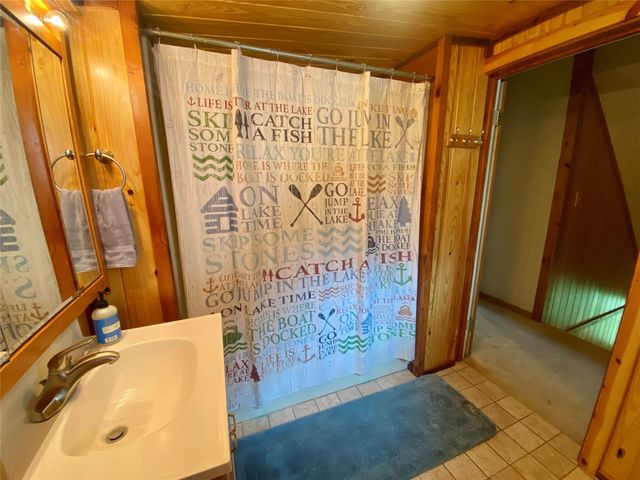 173 Ridgecrest Drive, Burkeville, TX 75932