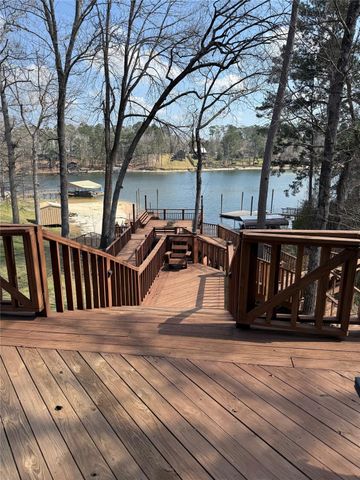 173 Ridgecrest Drive, Burkeville, TX 75932