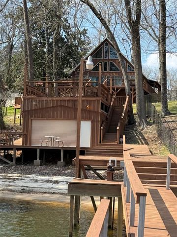 173 Ridgecrest Drive, Burkeville, TX 75932