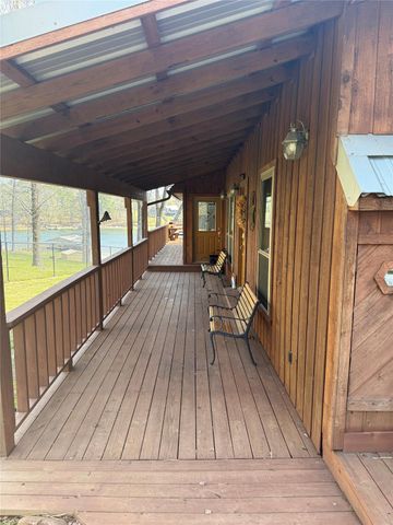 173 Ridgecrest Drive, Burkeville, TX 75932