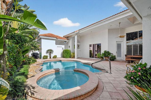 10646 Greenbriar Villa Drive, Lake Worth, FL 33449