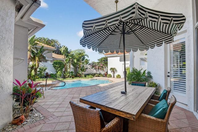 10646 Greenbriar Villa Drive, Lake Worth, FL 33449