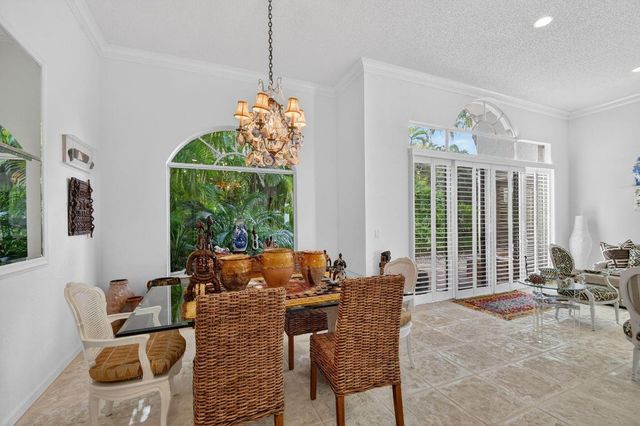 10646 Greenbriar Villa Drive, Lake Worth, FL 33449