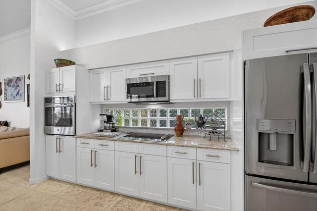 10646 Greenbriar Villa Drive, Lake Worth, FL 33449